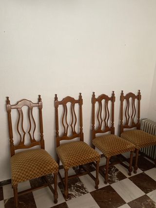 Sillas de madera