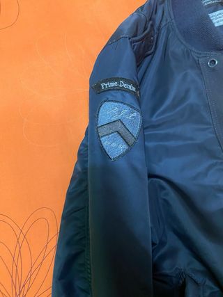 Cazarora bomber