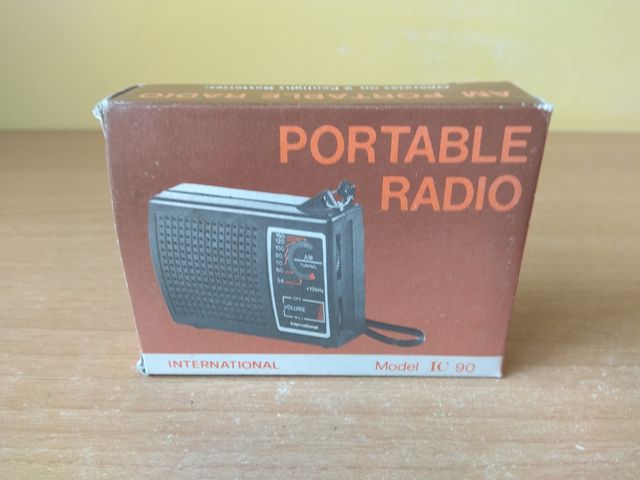 Radio AM portable antigua / vintage