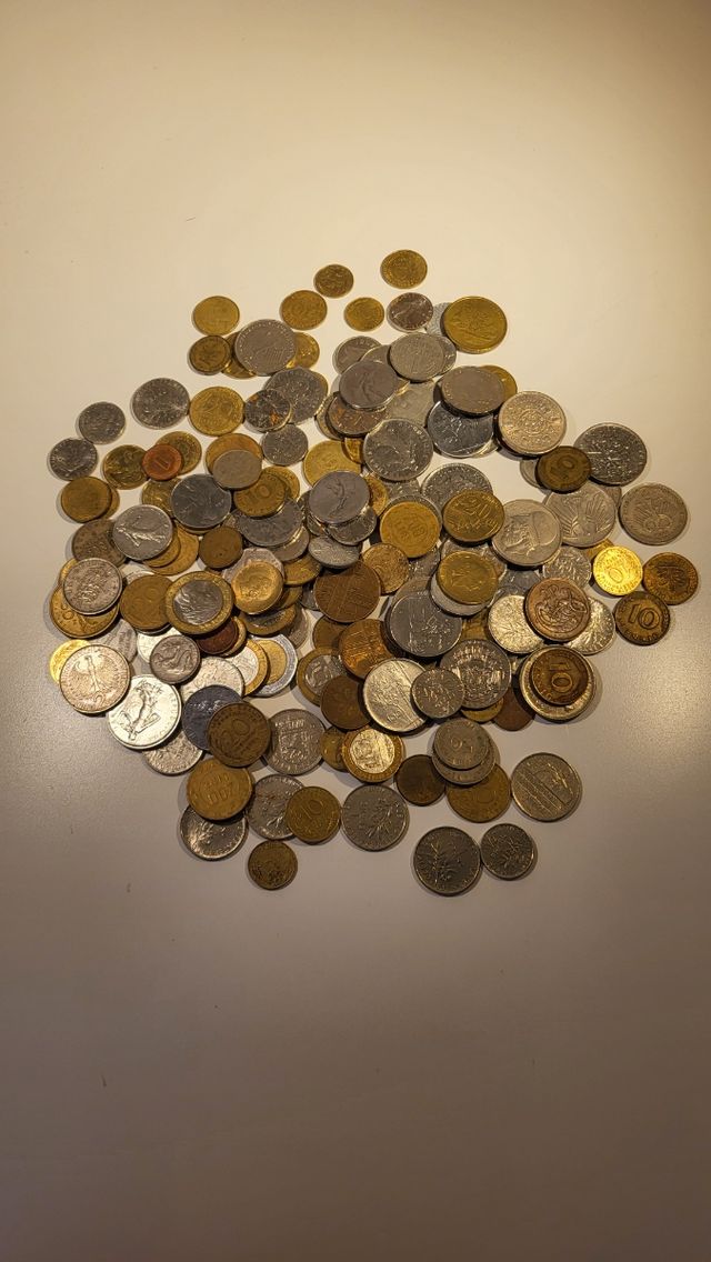 Monedas antiguas fuera de uso