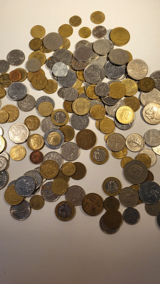 Monedas antiguas fuera de uso
