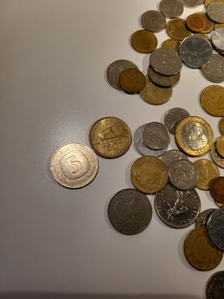 Monedas antiguas fuera de uso