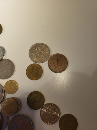 Monedas antiguas fuera de uso