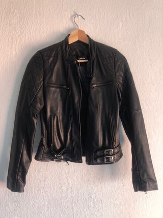 Chaqueta chupa de cuero