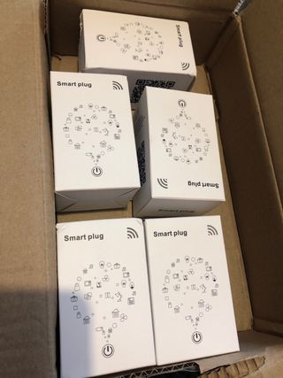 5 und Enchufe inteligent alexa , google assitant