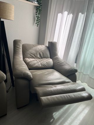 Sofa piel 3 plazas + sofa reclinable