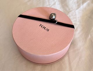 Conjunto anillo y pendientes Tous