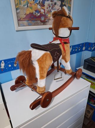 Caballo balancin 