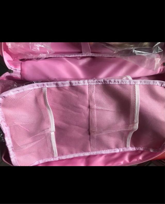 Mochila , maletin porta muñecas a estrenar