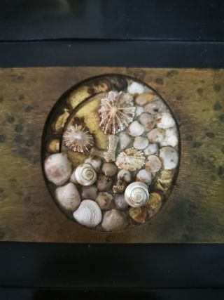 Caja antigua. Elegante