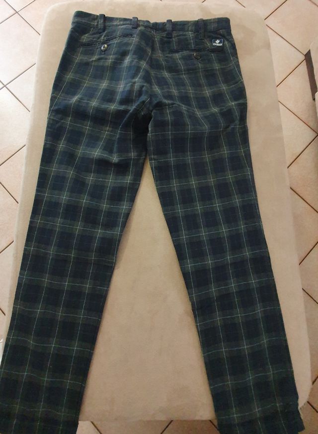 Pantalone a quadretti