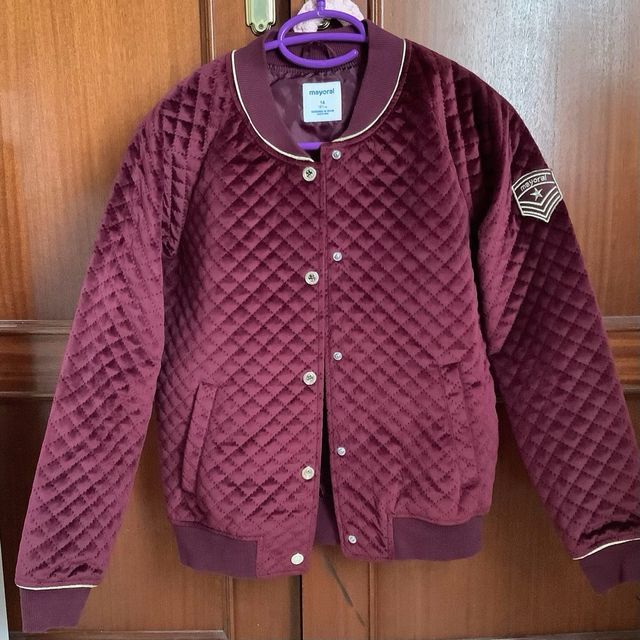 Chaqueta burdeos talla 14