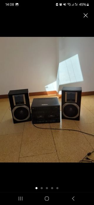Minicadena + 2 altavoces Aiwa
