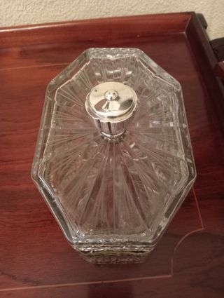 Caja bombonera cristal tallado