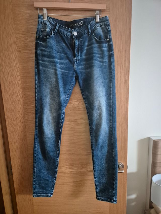 Lote 4 pantalones pitillo talla 40 New Yorker