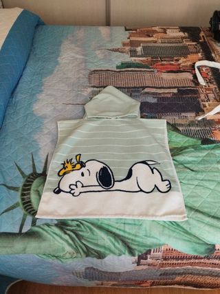 Snoopy toalla poncho