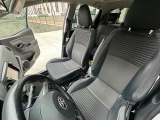 Toyota Yaris Advance 1.5 Hibrido