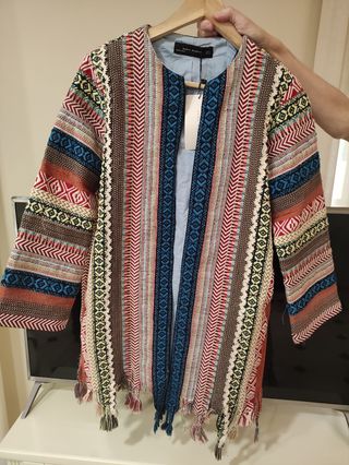 Chaqueta Zara con flecos
