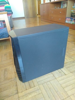 PC ordenador de sobremesa
