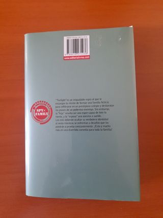 Libro spy x family