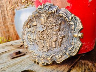 VACIA BOLSILLOS VINTAGE DE BRONCE CON FIGURAS