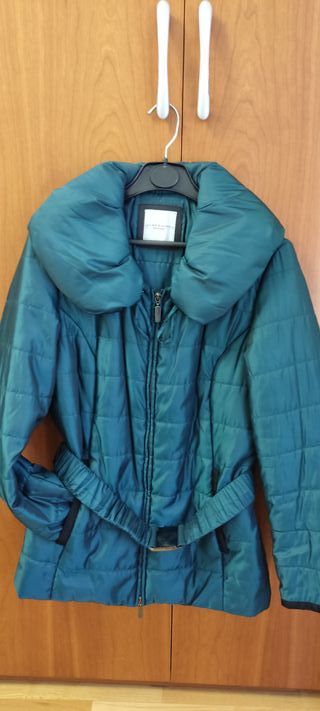 Chaquetón de señora precioso.