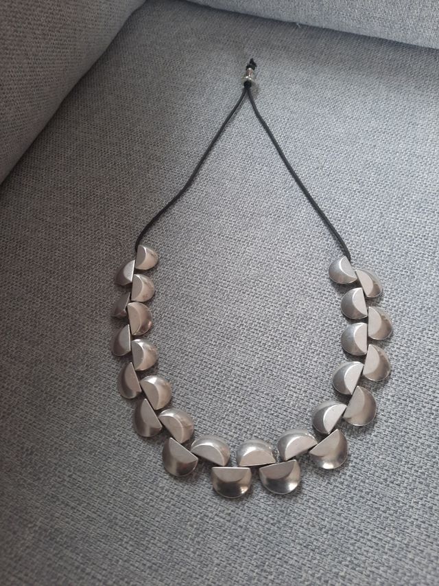 Collar de plata Uno de 50