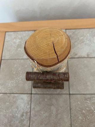 Porta oggetti in legno