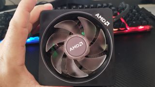 Refrigerador PC CPU AMD AM4 wraith prsim cooler