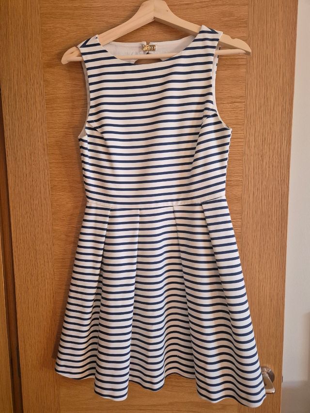 Vestido abierto espalda especial