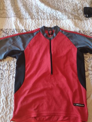 Maillot y sudadera ciclismo