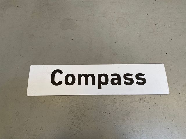 VENDO Porta matriculas JEEP COMPASS ANTIGUA