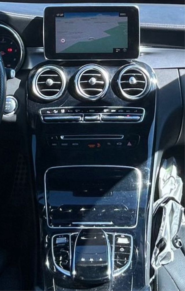 Pantalla original mercedes clase c w205