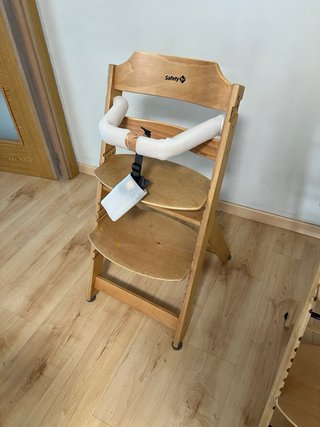 Trona evolutiva de madera