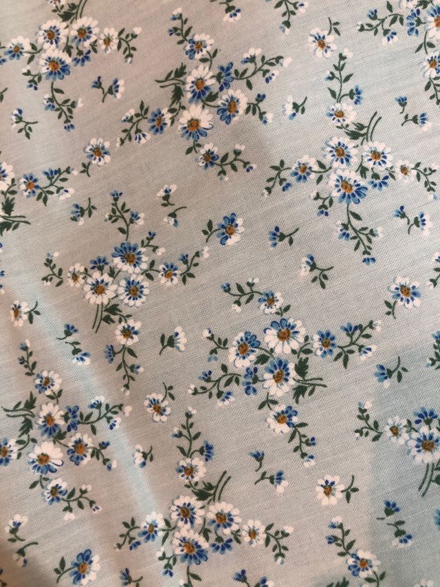 Sabana estampada 2m ancho, 2,50 largo.