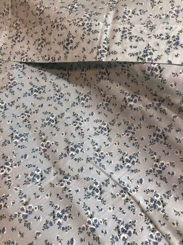 Sabana estampada 2m ancho, 2,50 largo.