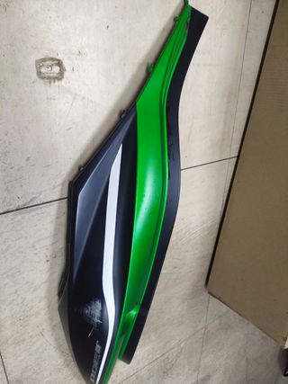 CARENADO TRASERO KAWASAKI J300