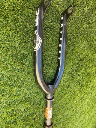 Horquilla ODYSSEY R32