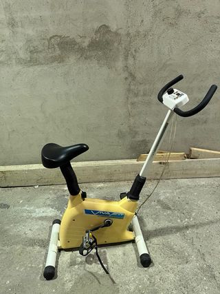 Dos Máquinas de gimnasio