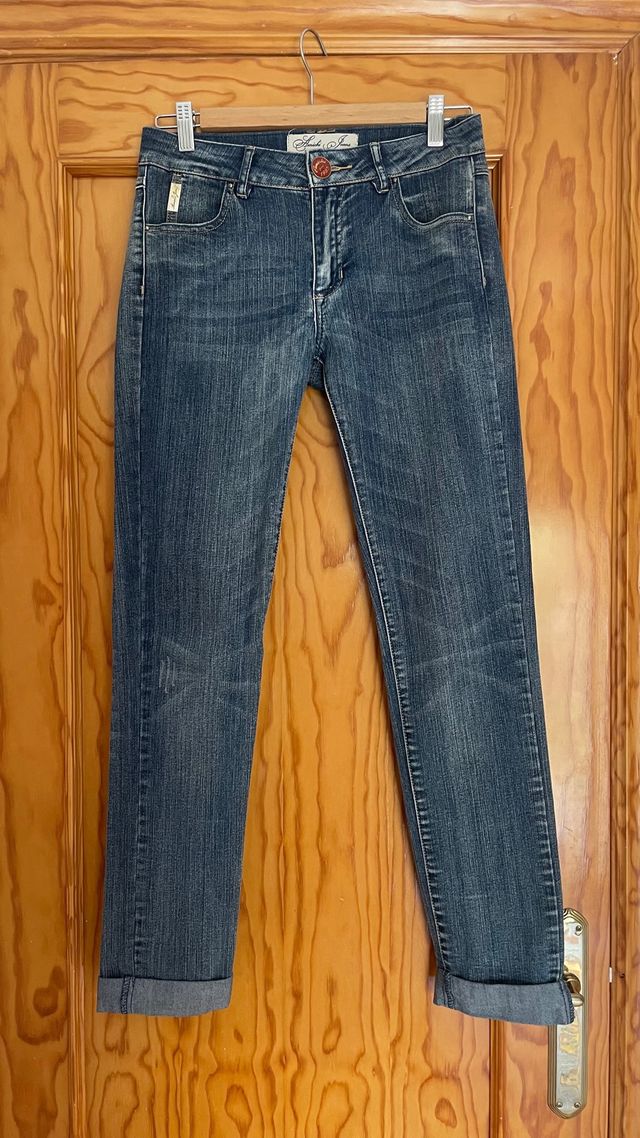 Vaqueros rectos Amichi