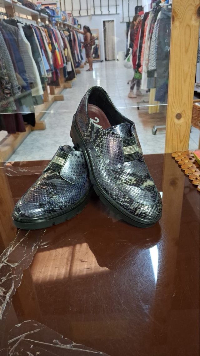 Zapatos nuevos de mujer solo venta en persona