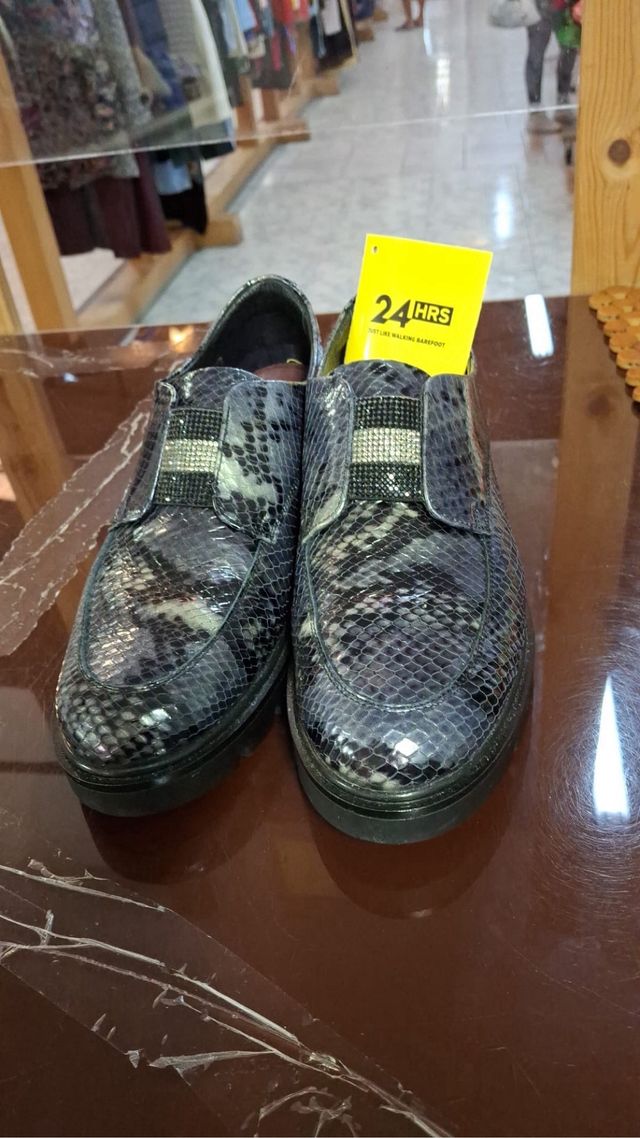 Zapatos nuevos de mujer solo venta en persona