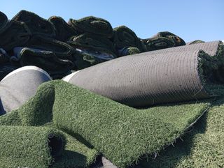 Césped artificial reciclado 🌿