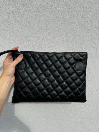 Pochette nera in pelle