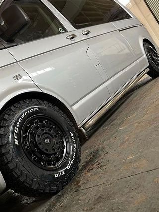 Llantas todo terreno + neumáticos BF Goodrich