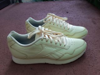 Deportivas Reebok 38 amarillok. 38. Am