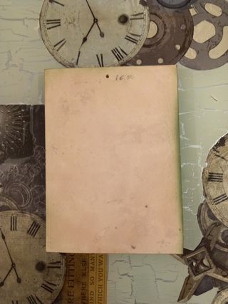 Figura de fallera con marco pintada