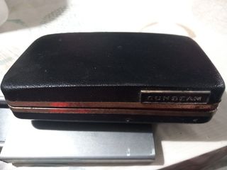 MAQUINA DE AFEITAR ANTIGUA