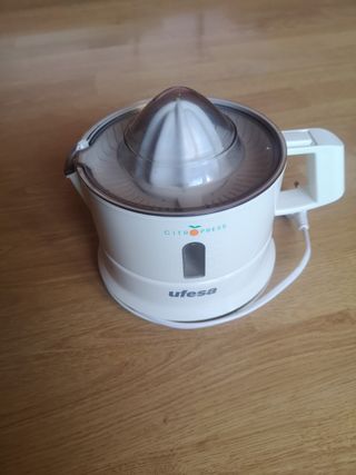 Esprimidor eléctrico