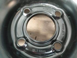 Llanta chapa 15 pulgadas Peugeot 207